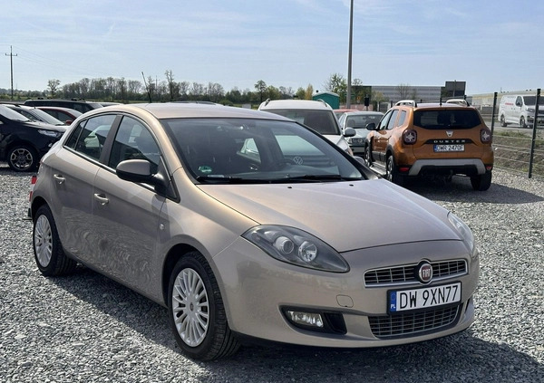 Fiat Bravo cena 15900 przebieg: 223800, rok produkcji 2011 z Wojkowice małe 154